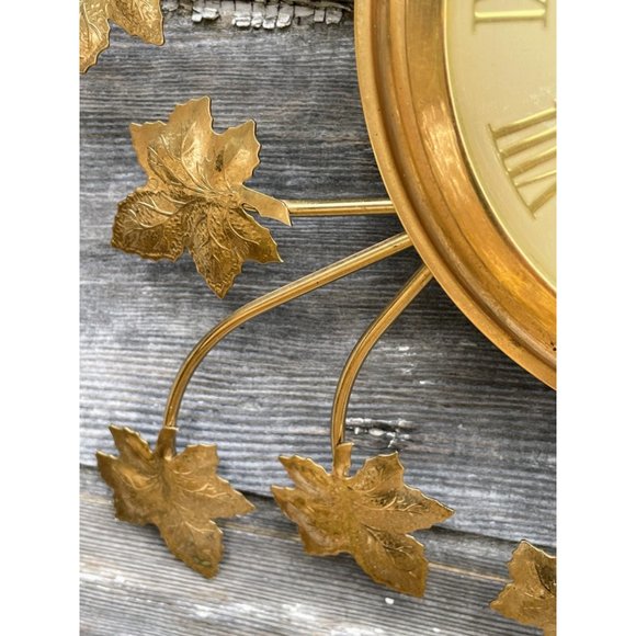 Vintage MCM United Starburst Ivy Leaves Electric wall clock Gold - Picture 5 of 14